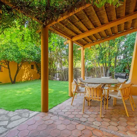 A C With Garden, 4bdr Sleeps 7 - Apartamento