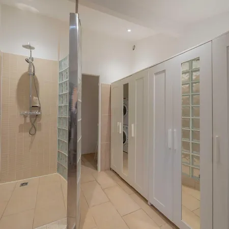 Apartamento A C With Garden, 4bdr Sleeps 7 - *