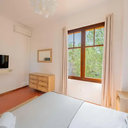 A C With Garden, 4bdr Sleeps 7 - * Saint Tropez